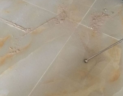 灵宝瓷砖空鼓维修公司分享粘合剂选择不当在瓷砖铺贴过程中可能导致以下问题